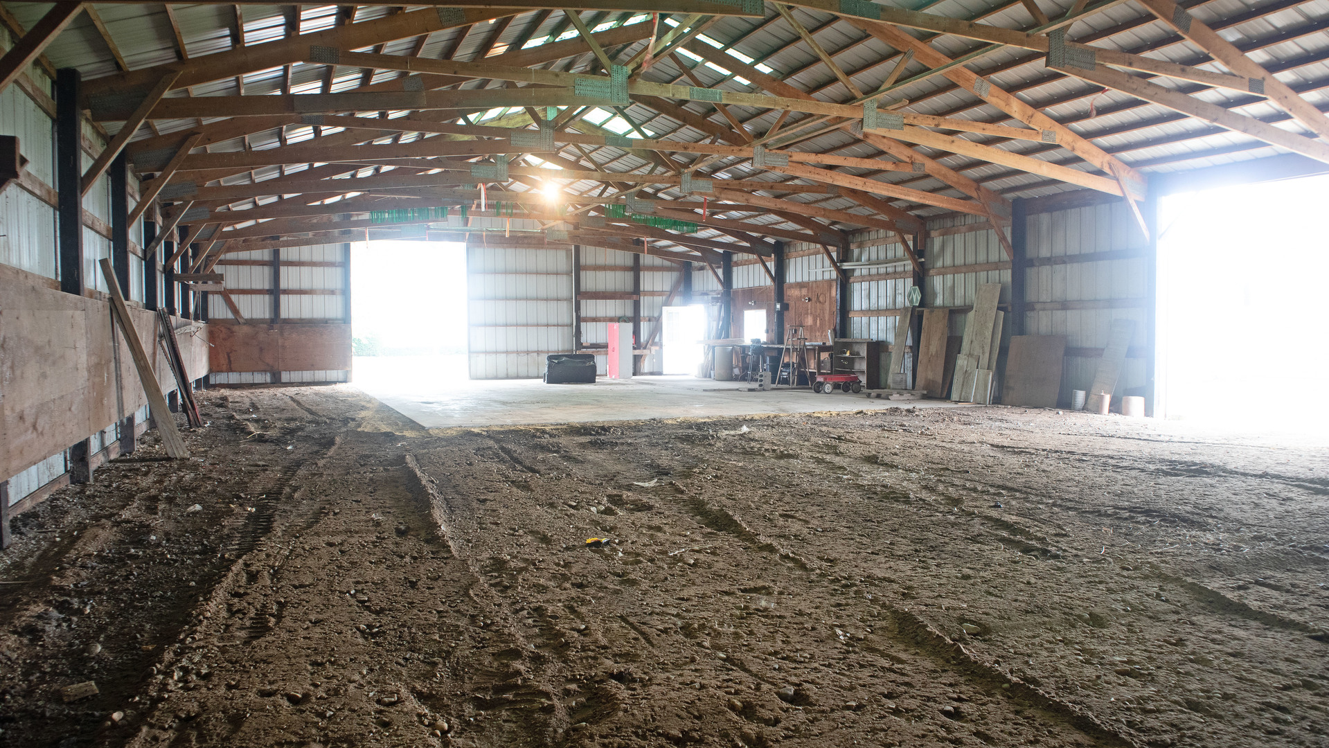 10909 Payne Road Marengo, IL 60152 - Photo 40 of 44 a view of an empty room with a window