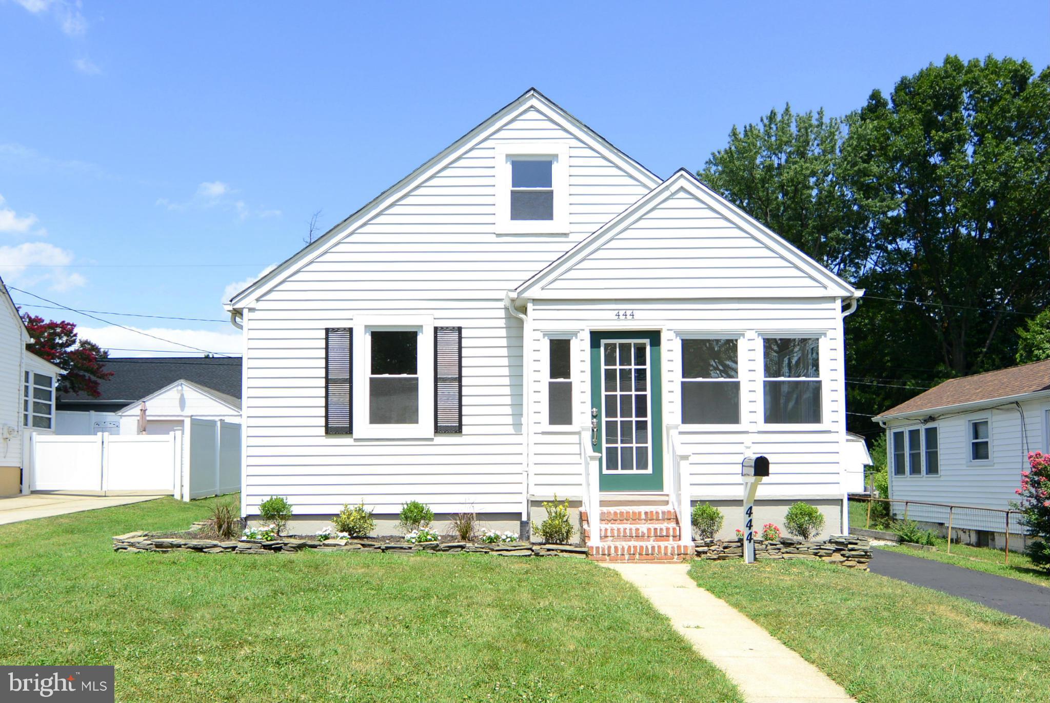 444 Cleveland Road Linthicum Heights, MD 21090 - Photo 19 of 21 Exterior (Front)