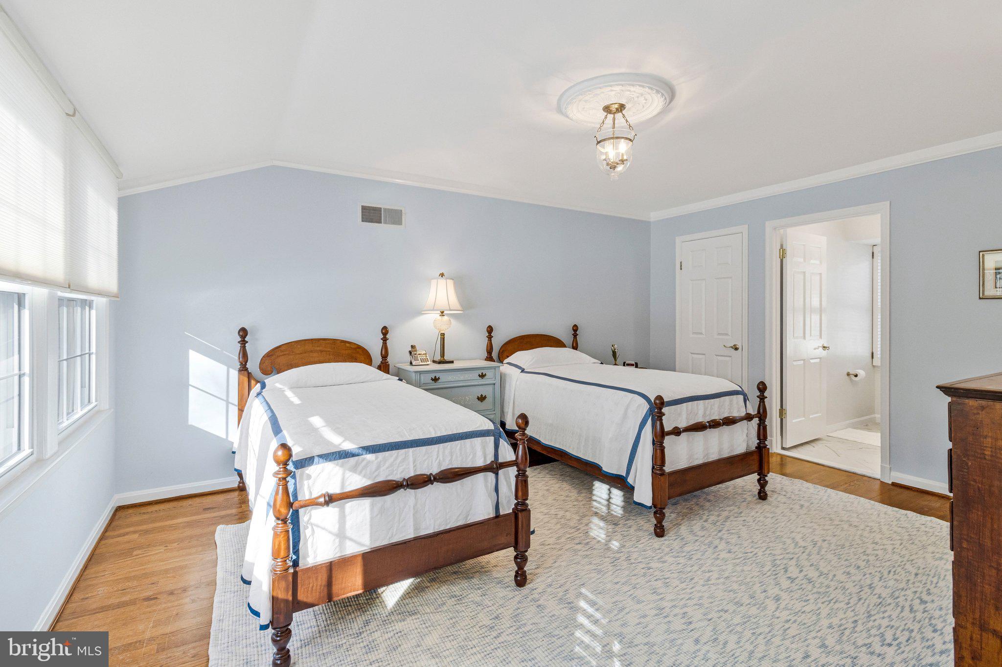 4512 Tournay Road Bethesda, MD 20816 - Photo 33 of 49 2nd BR upstairs has walk-in closet & crown molding