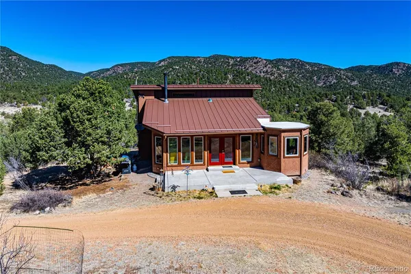 a view of a house with a outdoor space