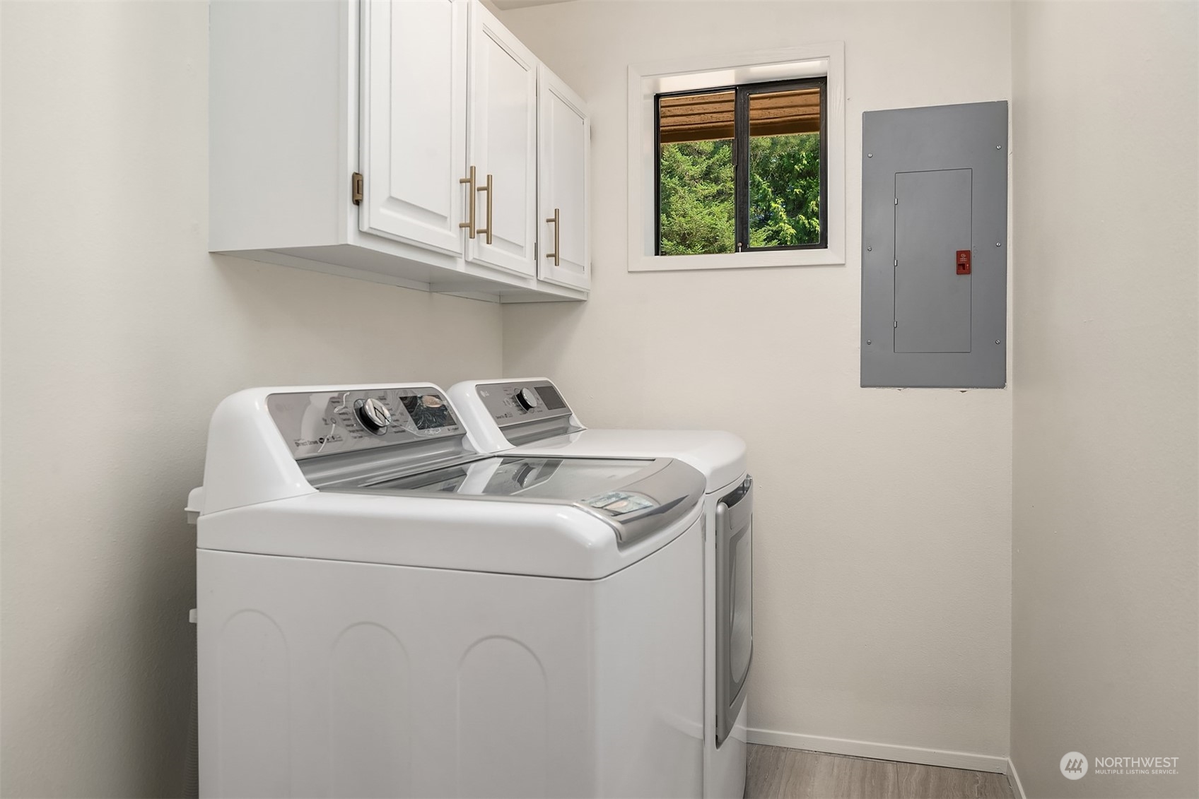 16254 Southeast 144th Street Renton, WA 98059 - Photo 21 of 29 a utility room with dryer and washer