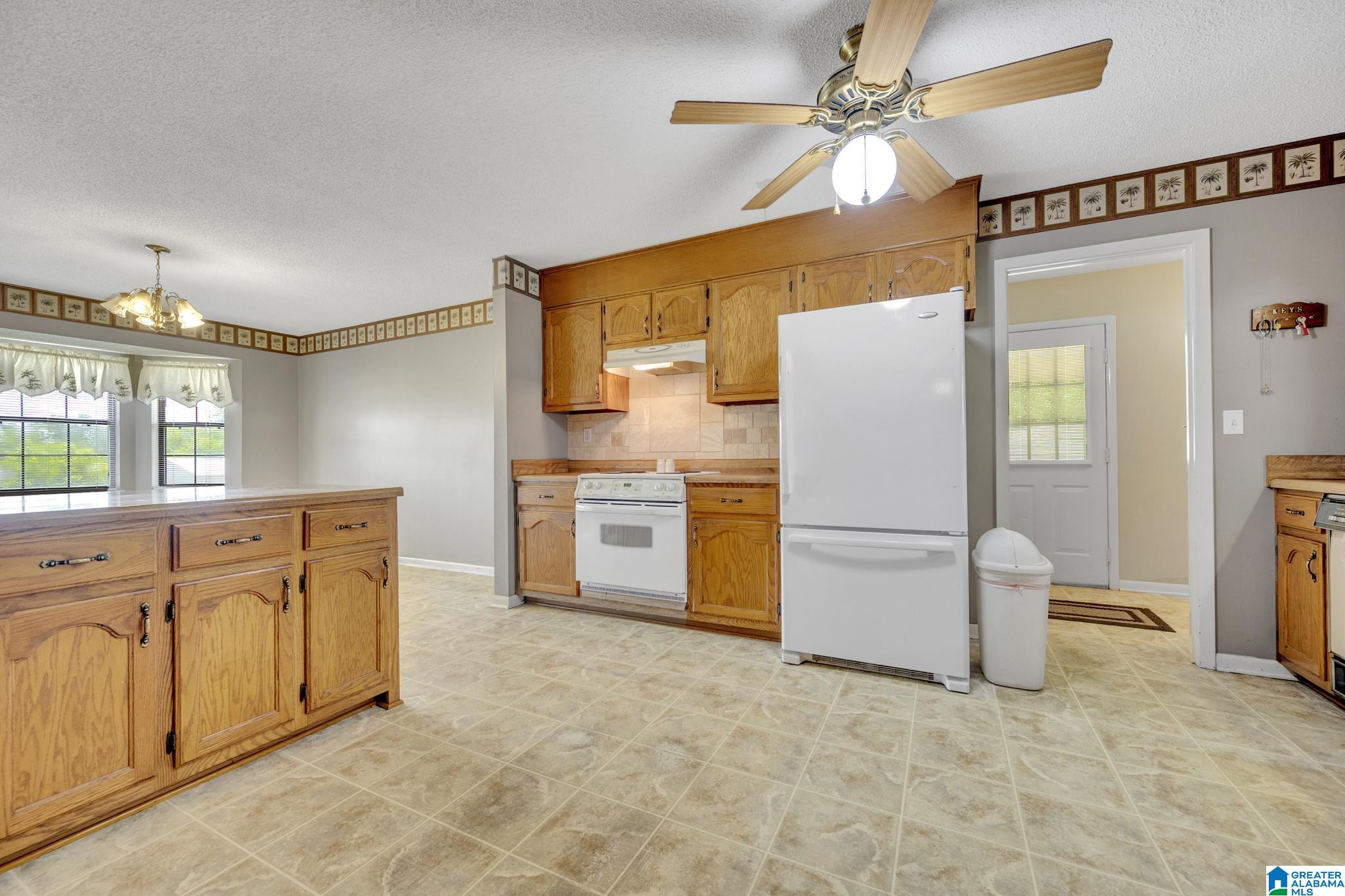 618 Cherokee Trail Warrior, AL 35180 - Photo 19 of 35