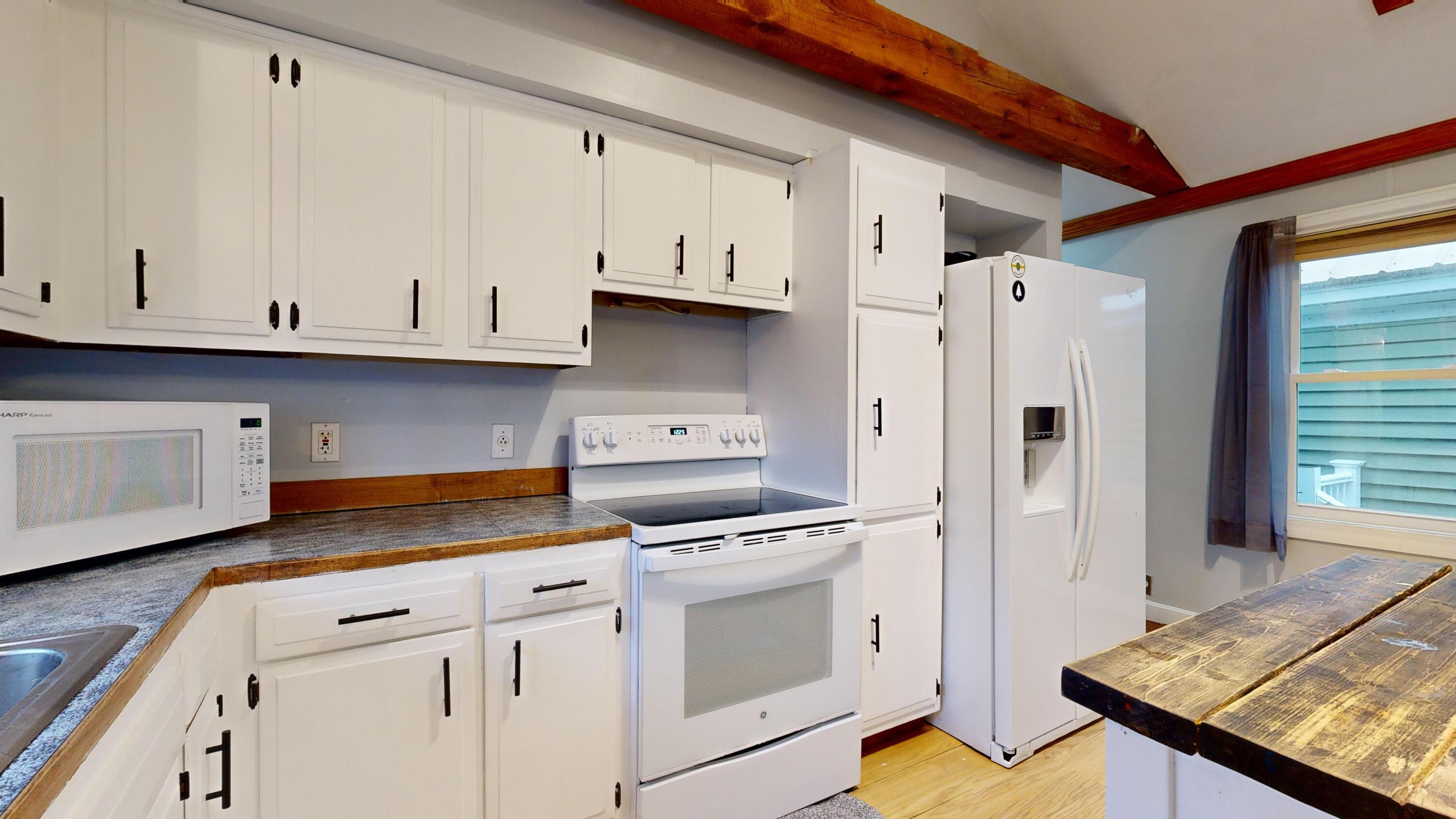 6 Pettingill Road Windham, ME 04062 - Photo 7 of 37 kitchen