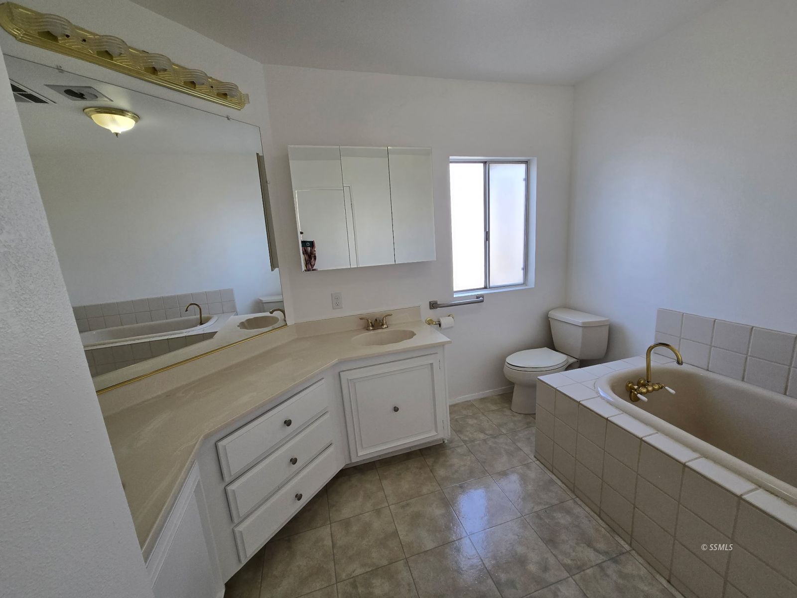 3921 West Ward Avenue Ridgecrest, CA 93555 - Photo 16 of 40