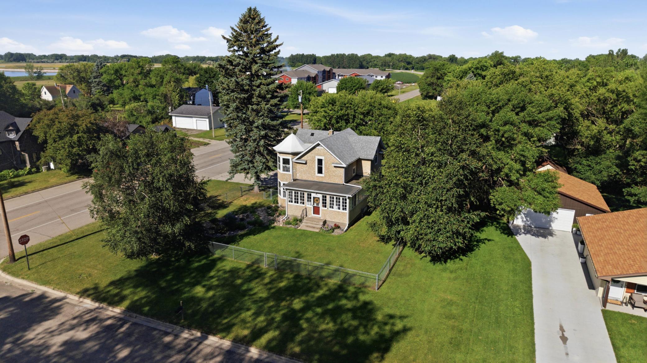 101 5th Street Northwest Barnesville, MN 56514 - Photo 32 of 41