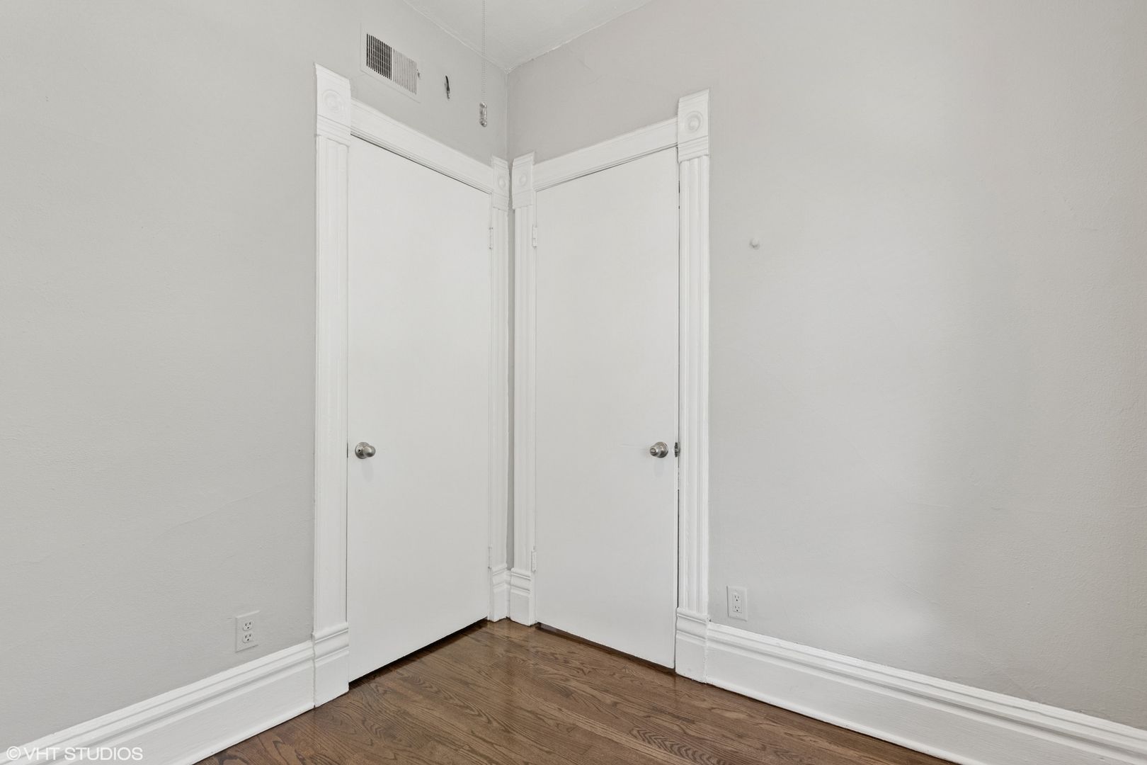 2335 West School Street Chicago, IL 60618 - Photo 16 of 23 a view of an empty room