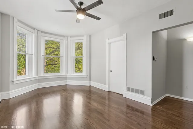 $875,000 | 2335 West School Street, Chicago, IL 60618