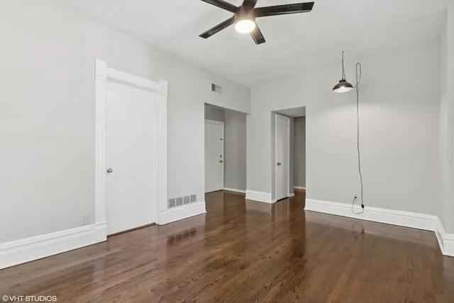 $875,000 | 2335 West School Street, Chicago, IL 60618