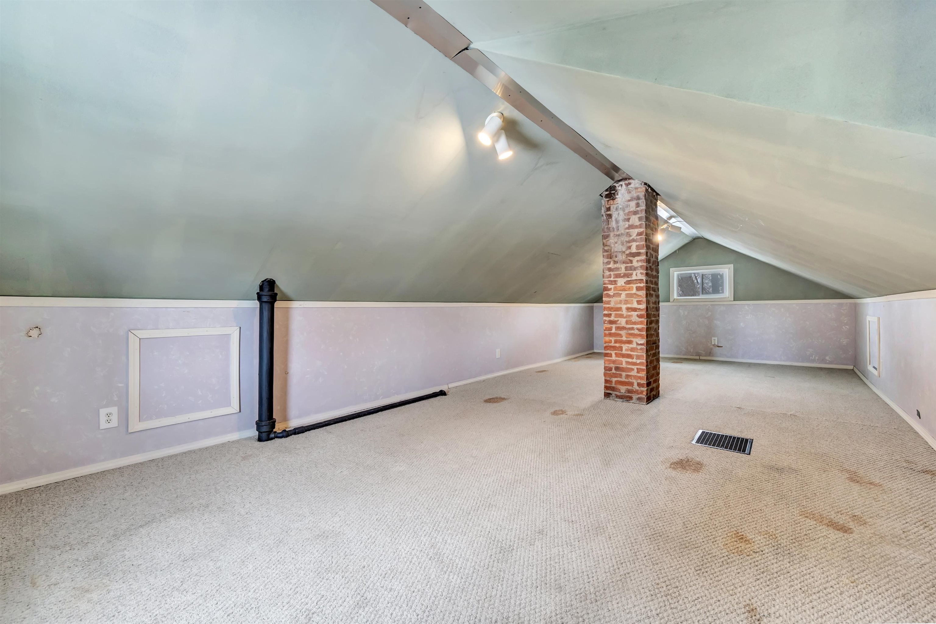 1516 Cedar Street Green Bay, WI 54302 - Photo 17 of 25