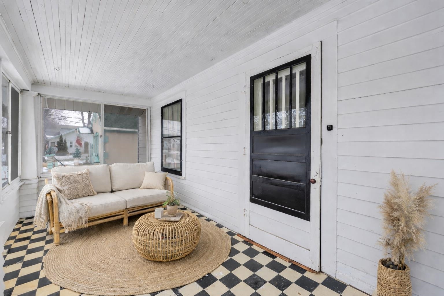 1516 Cedar Street Green Bay, WI 54302 - Photo 19 of 25