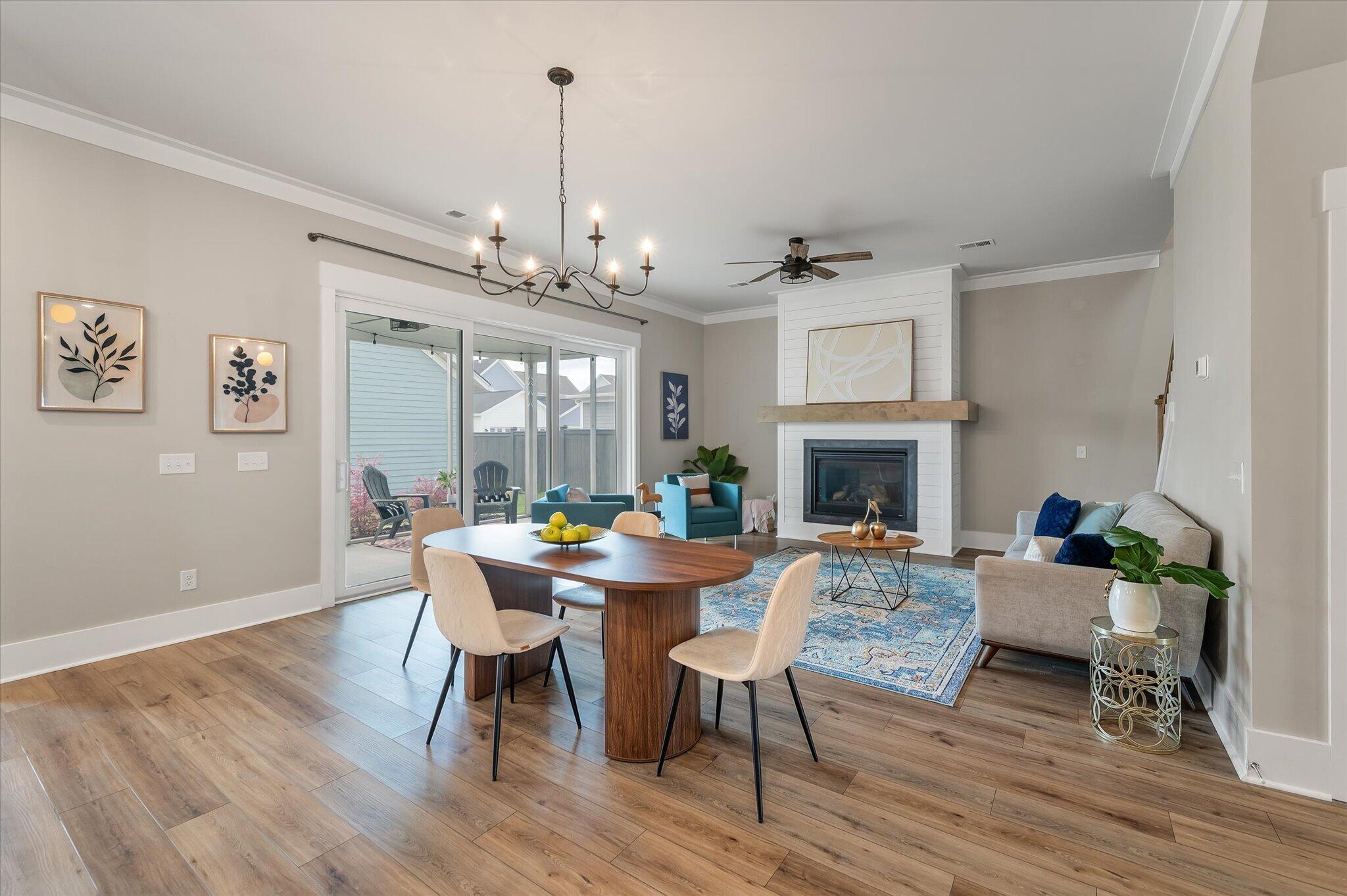 619 Blueway Avenue Summerville, SC 29486 - Photo 10 of 40 Dining/Living Room