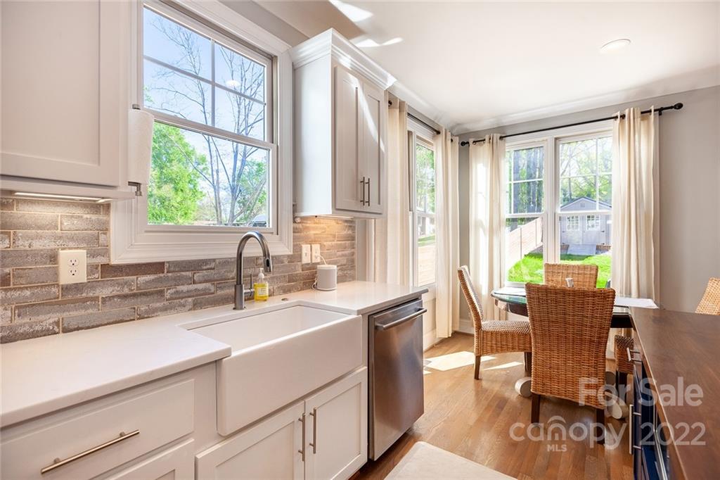 4405 Raney Way Charlotte, NC 28205 - Photo 11 of 42 Gallery Image 11
