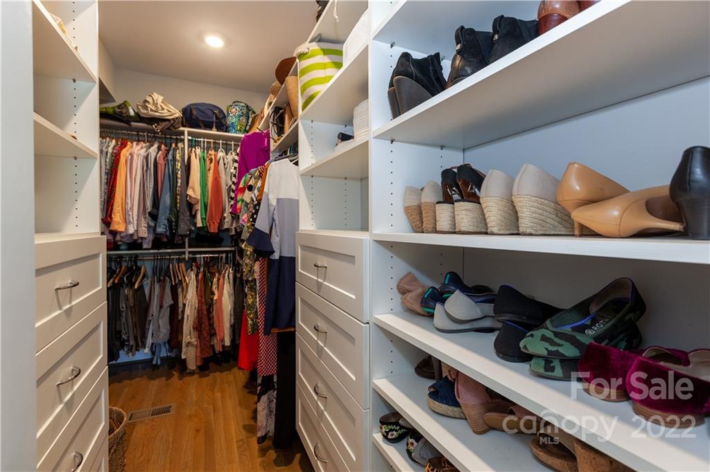 4405 Raney Way Charlotte, NC 28205 - Photo 21 of 42 Gallery Image 21