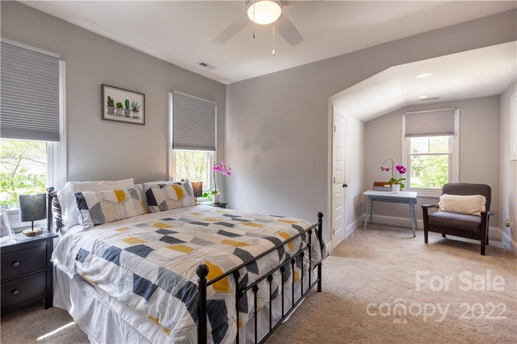 4405 Raney Way Charlotte, NC 28205 - Photo 34 of 42 Gallery Image 34