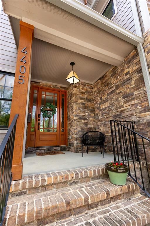 4405 Raney Way Charlotte, NC 28205 - Photo 4 of 42 Gallery Image 4