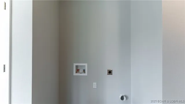 $349,900 | 103 Primrose Lane, Camdenton, MO 65020