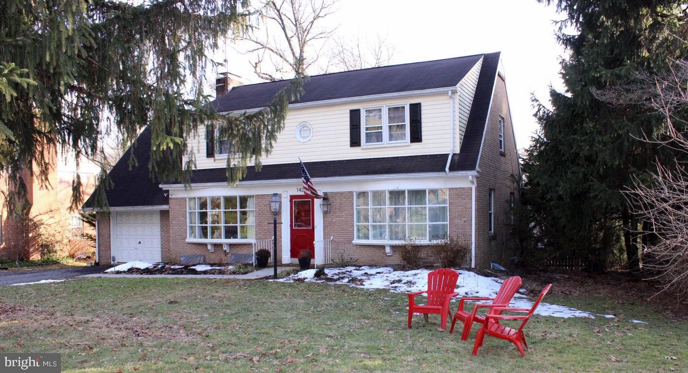 1428 Hillcrest Road Lancaster, PA 17603 - Photo 1 of 25 Gallery Image 1