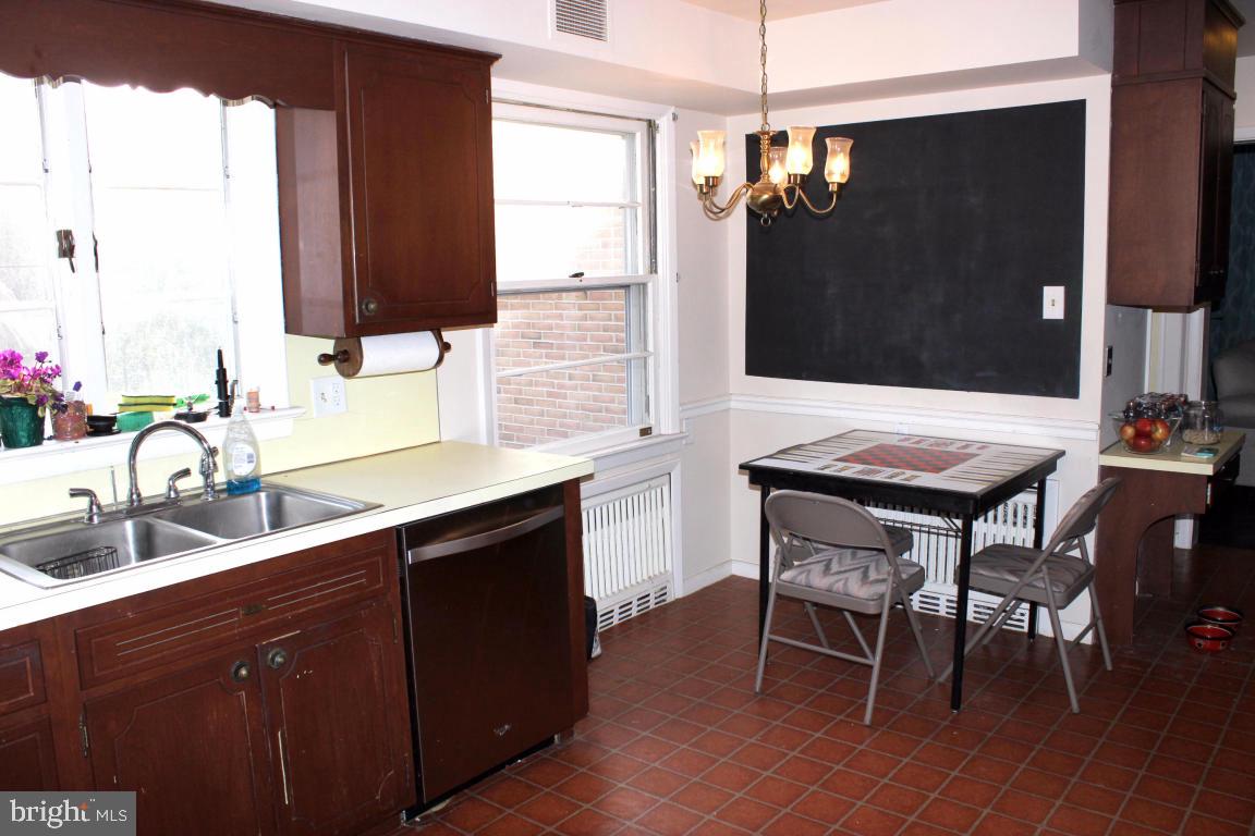 1428 Hillcrest Road Lancaster, PA 17603 - Photo 13 of 25 Gallery Image 13