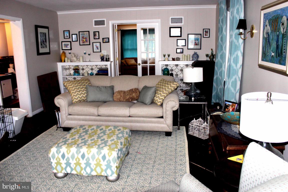 1428 Hillcrest Road Lancaster, PA 17603 - Photo 5 of 25 Gallery Image 5