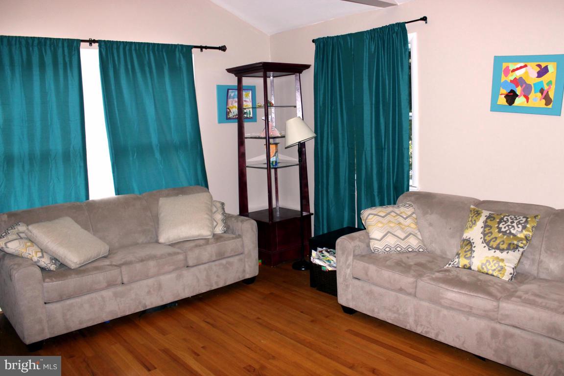 1428 Hillcrest Road Lancaster, PA 17603 - Photo 9 of 25 Gallery Image 9