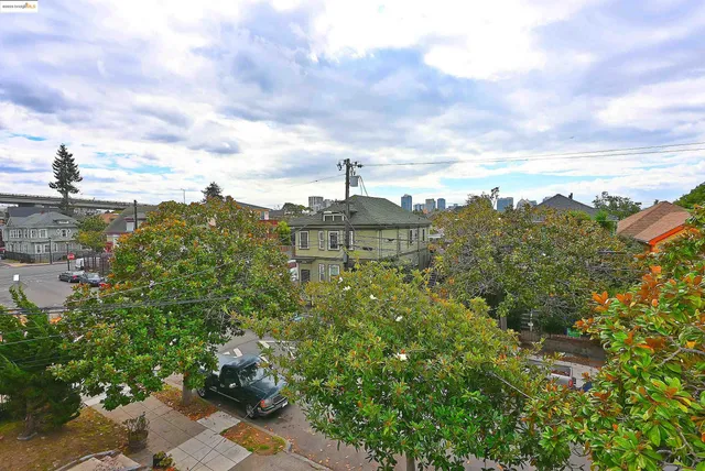 $630,000 | 672 33rd Street, Oakland, CA 94609