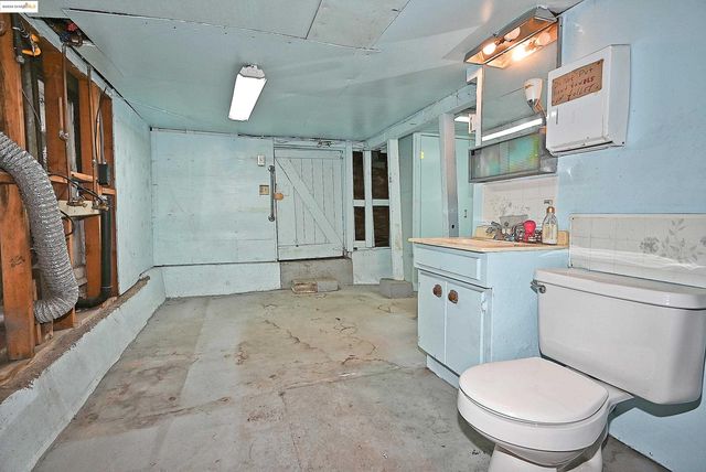 $675,000 | 672 33rd Street, Oakland, CA 94609