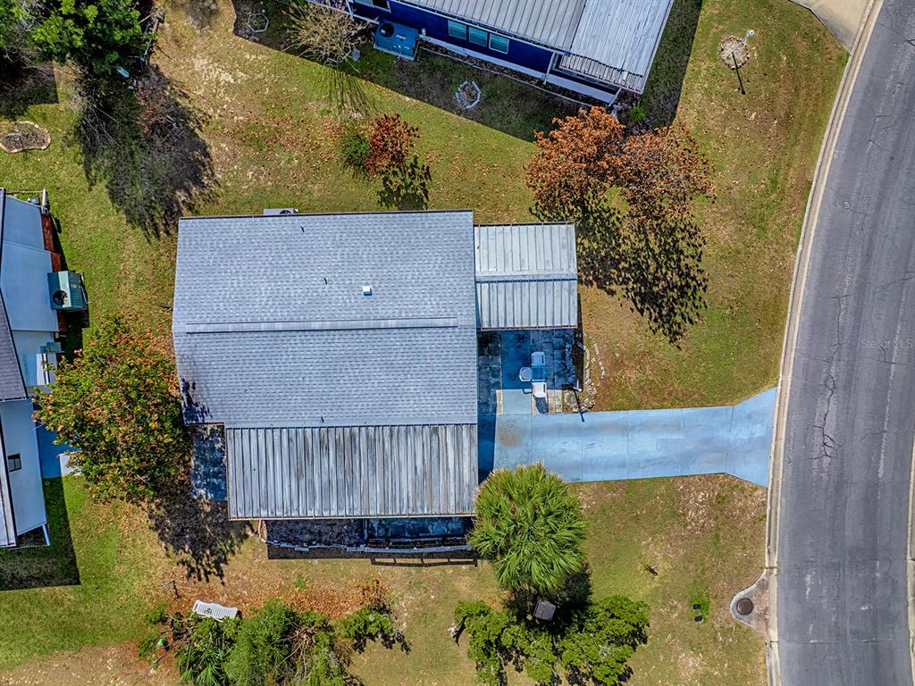 1232 Dustin Drive Lady Lake, FL 32159 - Photo 24 of 31