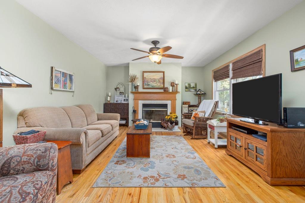 208 Plunket Road Aliquippa, PA 15001 - Photo 3 of 24 Gallery Image 3