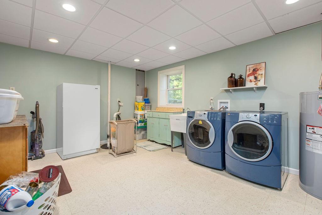 208 Plunket Road Aliquippa, PA 15001 - Photo 21 of 24 Gallery Image 21