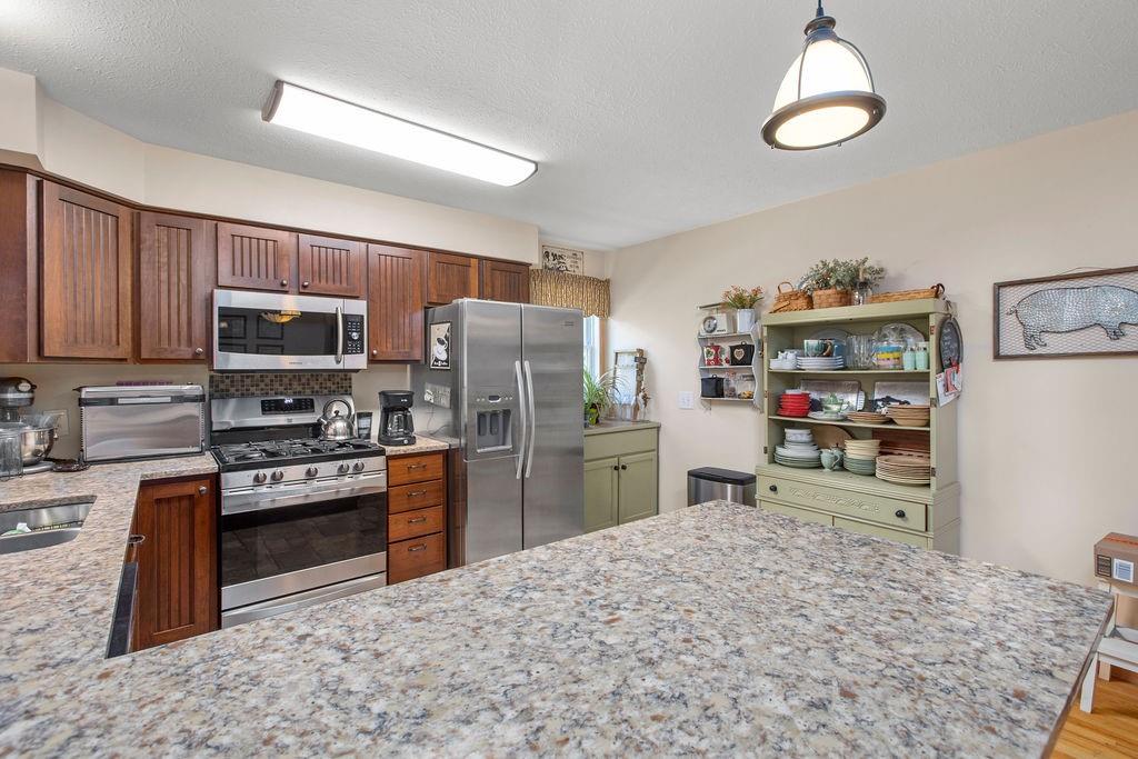 208 Plunket Road Aliquippa, PA 15001 - Photo 7 of 24 Gallery Image 7