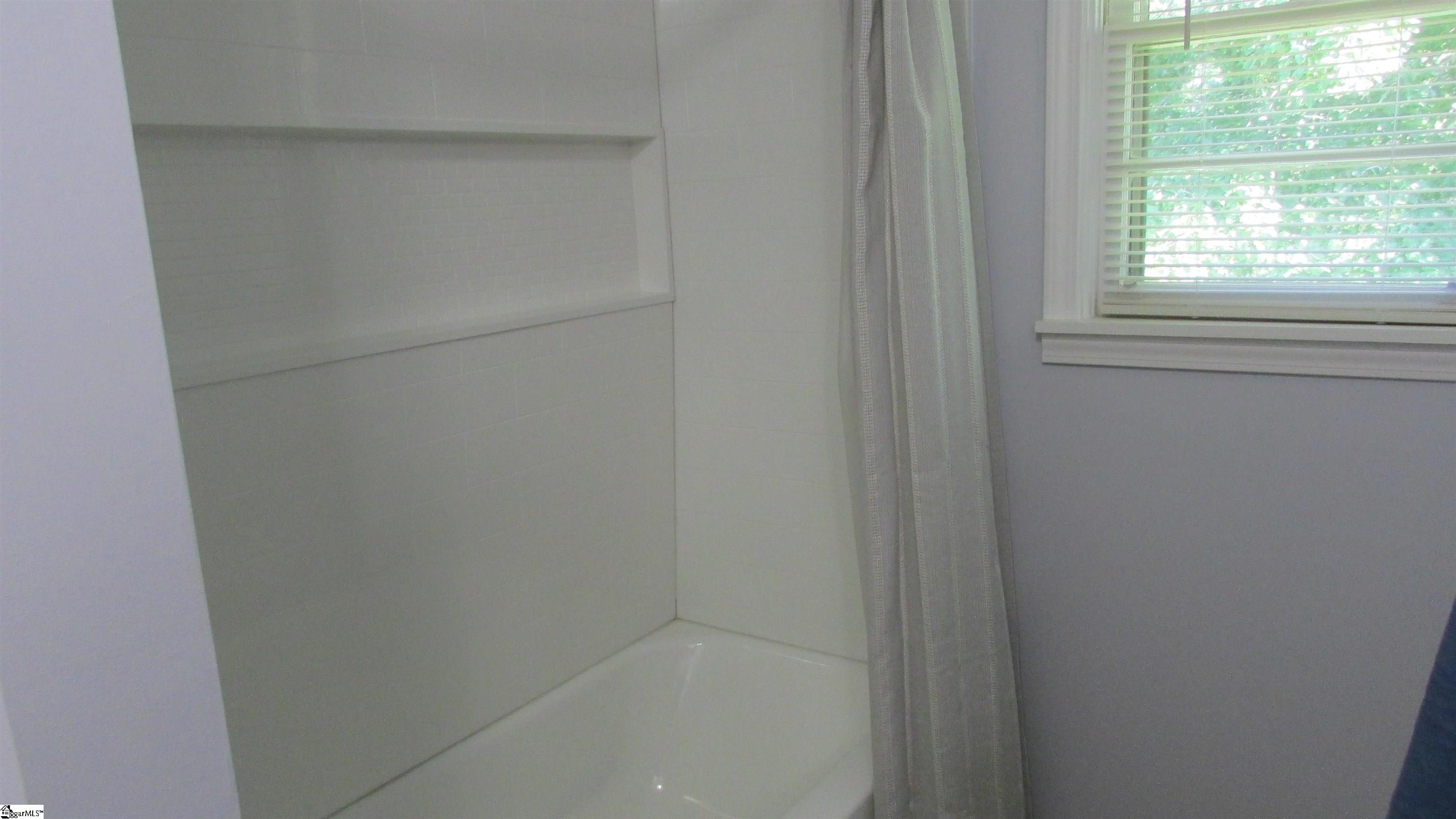 1071 State Rd S-30-82 Laurens, SC 29360 - Photo 23 of 27