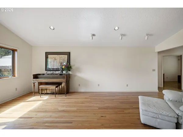 $499,900 | 84 Green Lane, Eugene, OR 97404