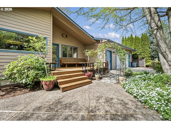 $499,900 | 84 Green Lane, Eugene, OR 97404