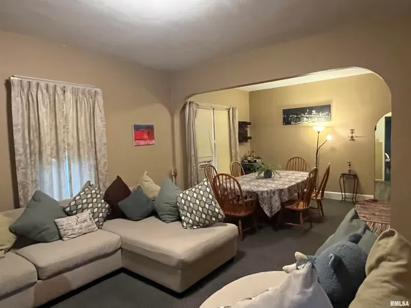 $99,900 | 227 East Main Street, Havana, IL 62644