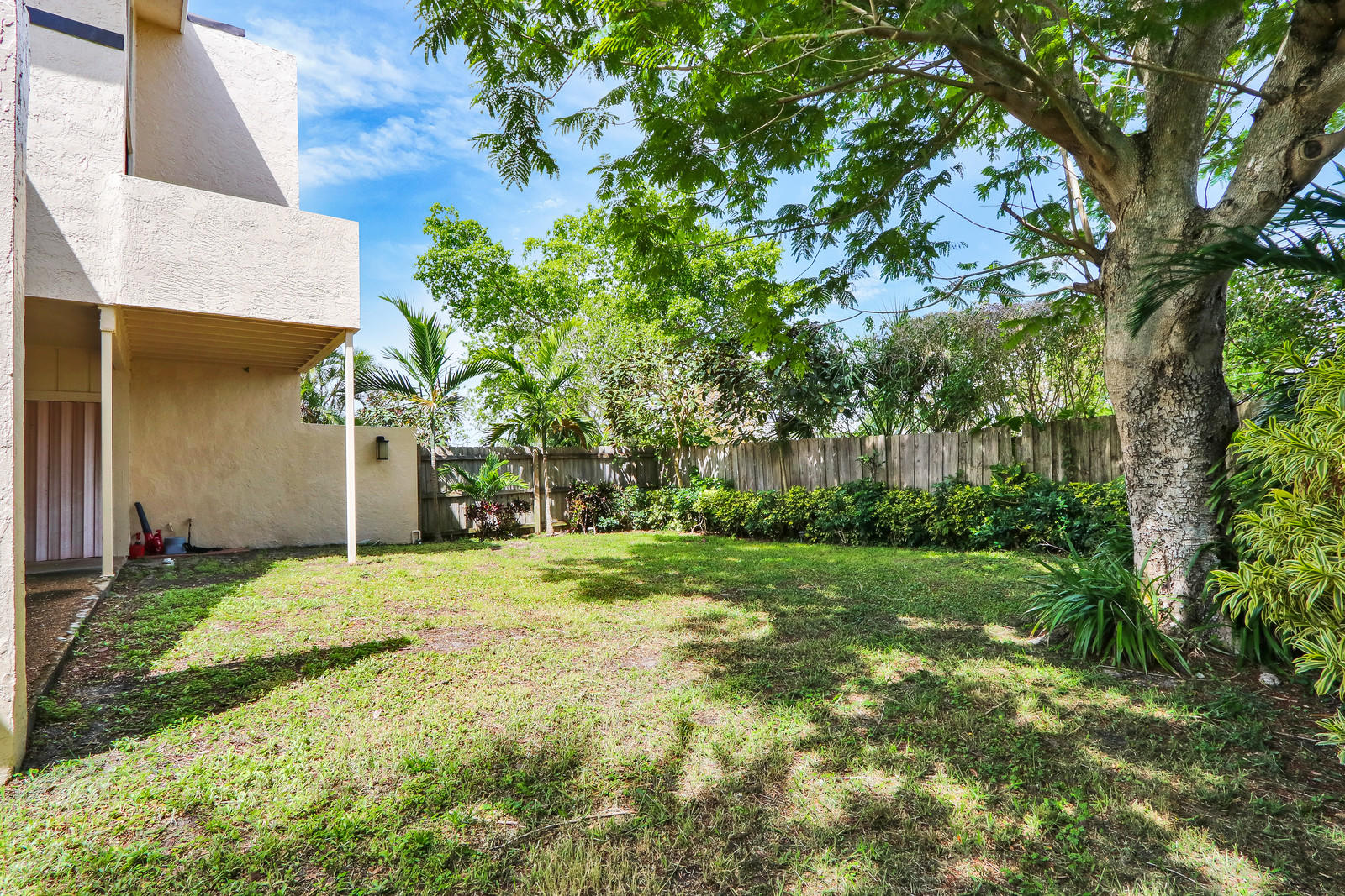 1698 Northwest 13th Street, Unit 1 Boca Raton, FL 33486 - Photo 23 of 25 26_Image_26_of_28_mls