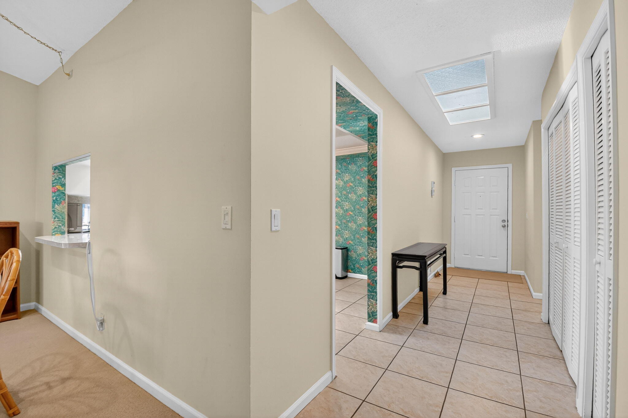 10 Ridge Pointe Drive, Unit D Boynton Beach, FL 33435 - Photo 11 of 49 9-web-or-mls-DSC_3576