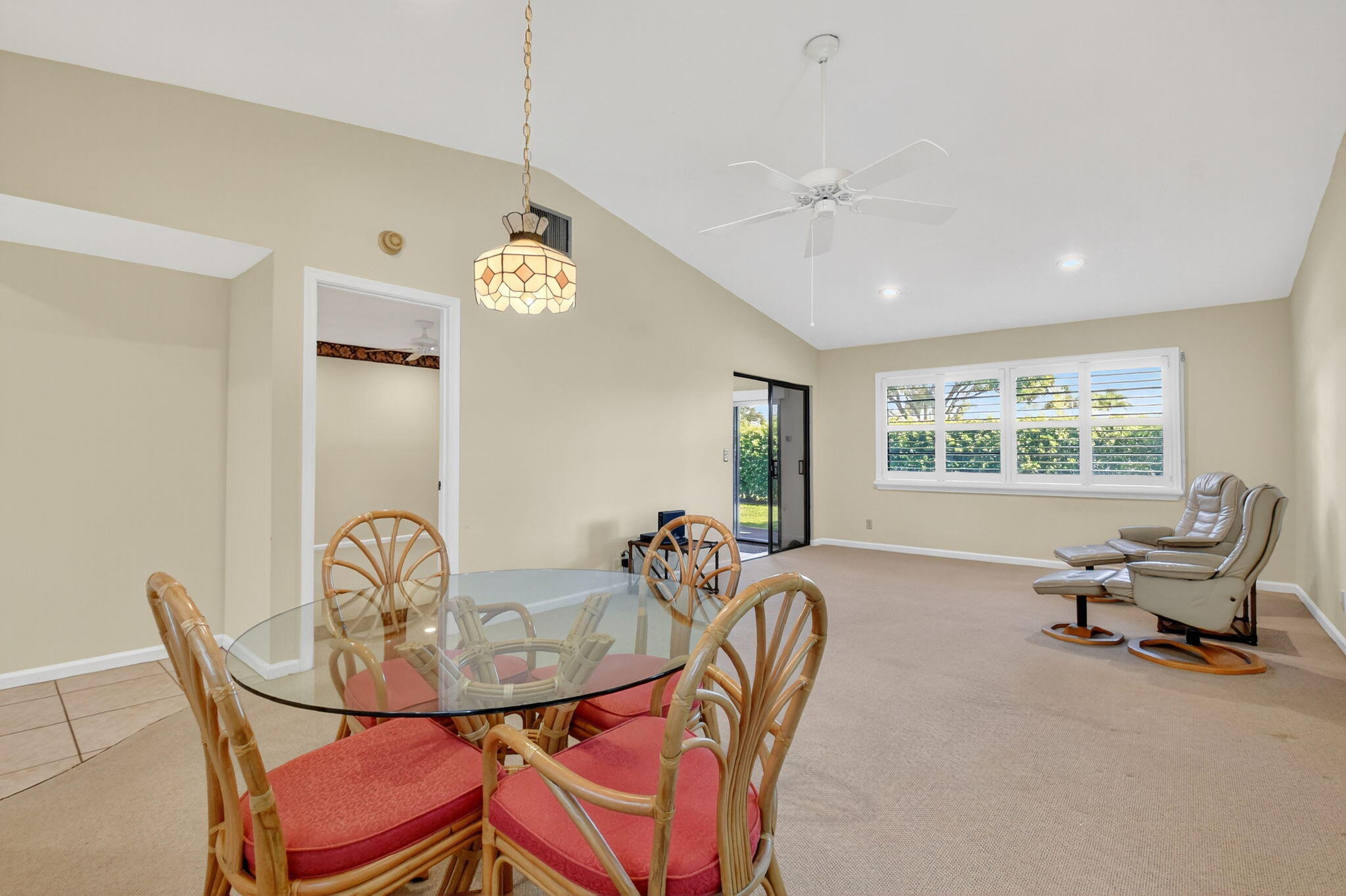 10 Ridge Pointe Drive, Unit D Boynton Beach, FL 33435 - Photo 20 of 49 18-web-or-mls-DSC_3761