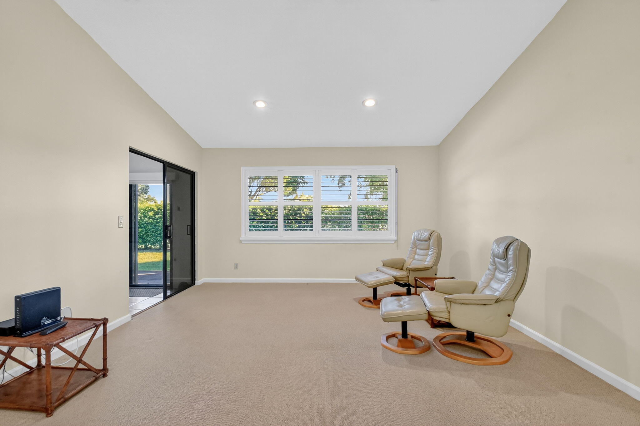 10 Ridge Pointe Drive, Unit D Boynton Beach, FL 33435 - Photo 21 of 49 19-web-or-mls-DSC_3586