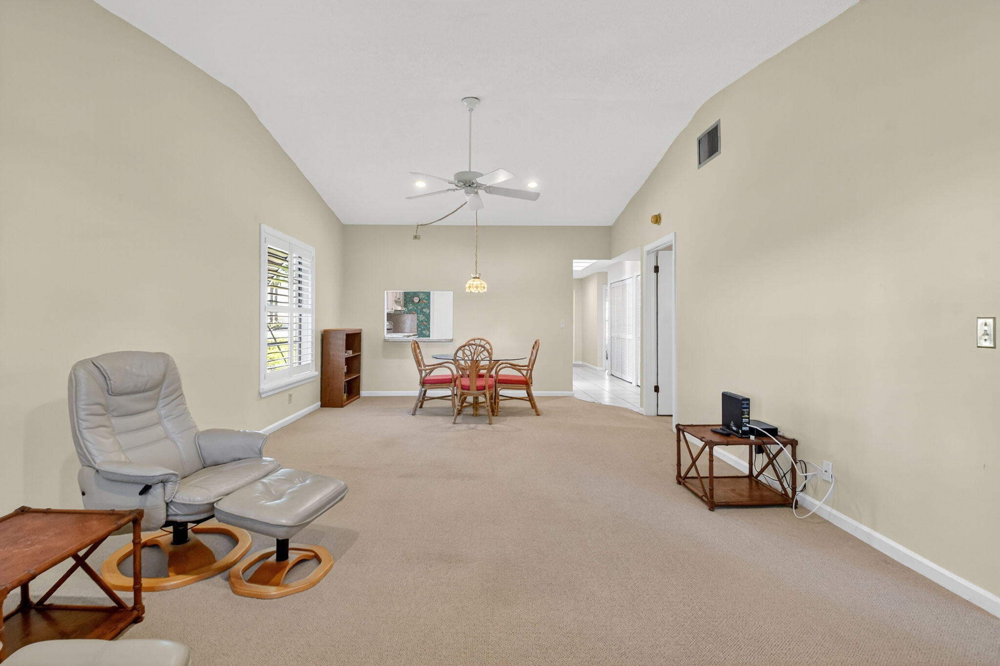 10 Ridge Pointe Drive, Unit D Boynton Beach, FL 33435 - Photo 22 of 49 20-web-or-mls-DSC_3592