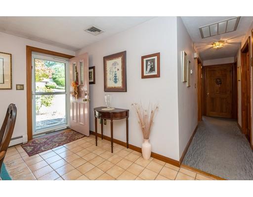4 Randall Road Peabody, MA 01960 - Photo 11 of 36 Gallery Image 11