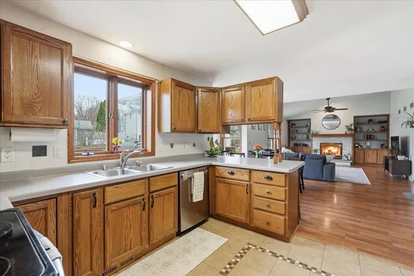 $625,000 | 135 Glen Haven Court, Oregon, WI 53575