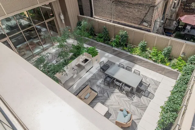 $2,548,000 | 249 East 62nd Street, Unit 3B | Lenox Hill