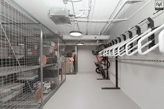 $2,548,000 | 249 East 62nd Street, Unit 3B | Lenox Hill