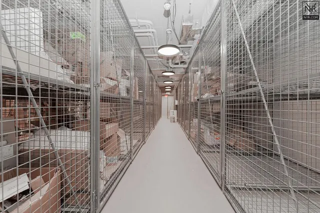 $2,548,000 | 249 East 62nd Street, Unit 3B | Lenox Hill