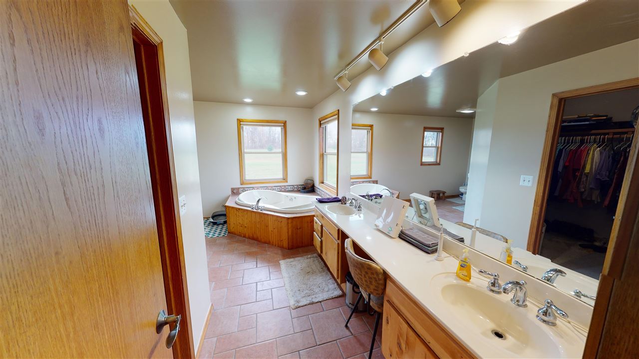 5291 Piersonville Road Columbiaville, MI 48421 - Photo 32 of 53 50061019-34.JPG