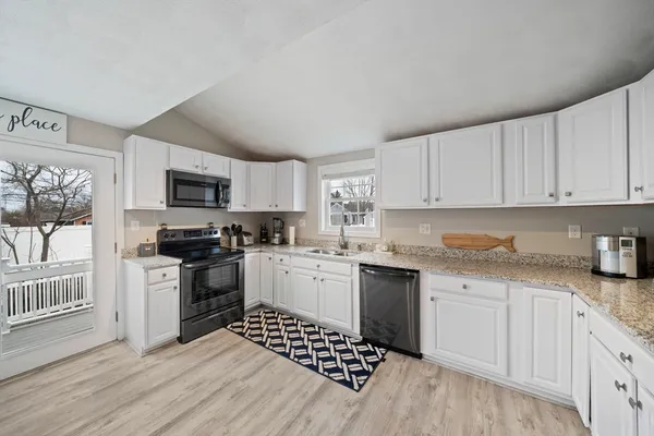 $749,000 | 4 Fremont Road, Marshfield, MA 02050