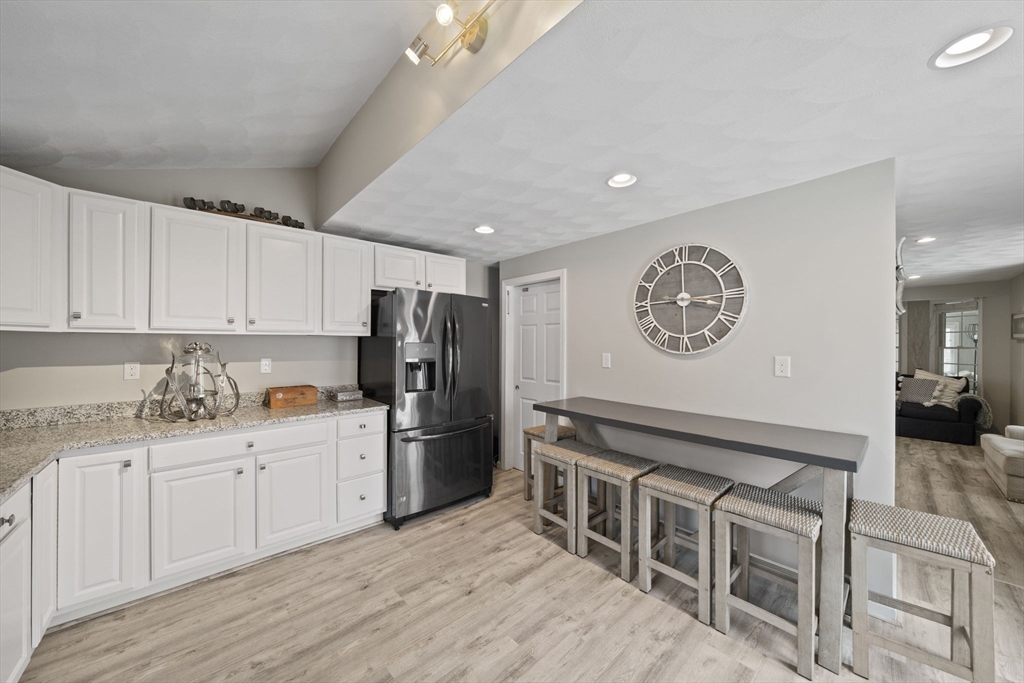 4 Fremont Road Marshfield, MA 02050 - Photo 7 of 38