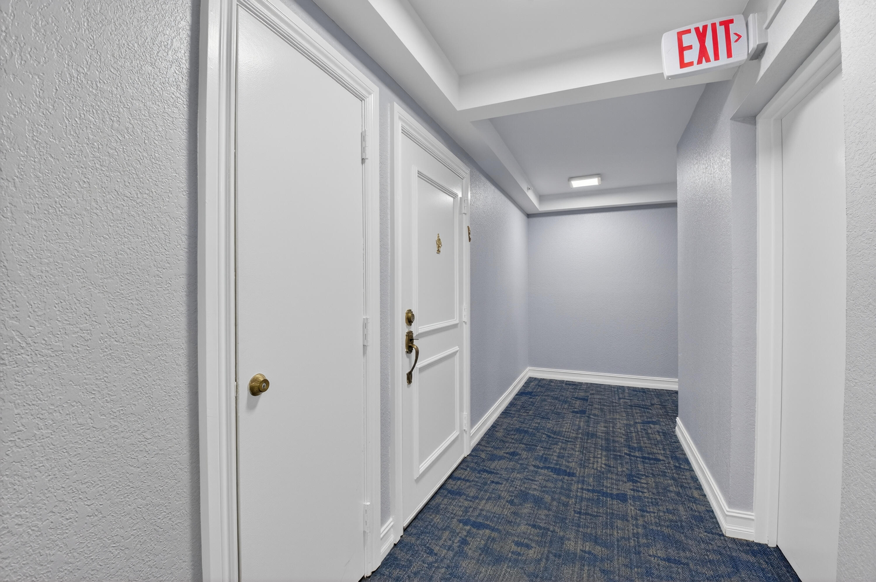 7754 Lakeside Boulevard, Unit 476 Boca Raton, FL 33434 - Photo 5 of 82 DSC_6173