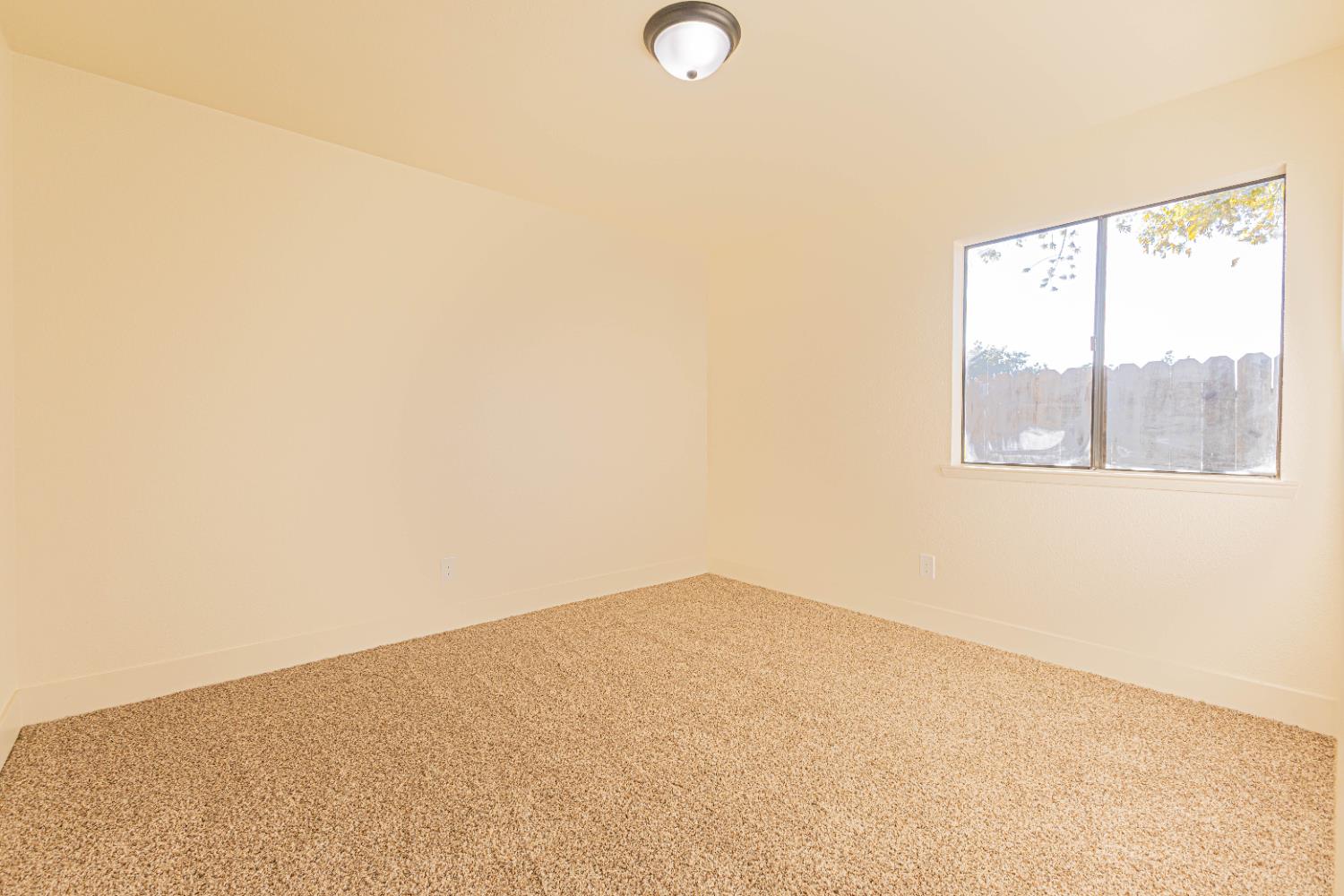 5965 East Shields Avenue, Unit 111 Fresno, CA 93727 - Photo 12 of 22