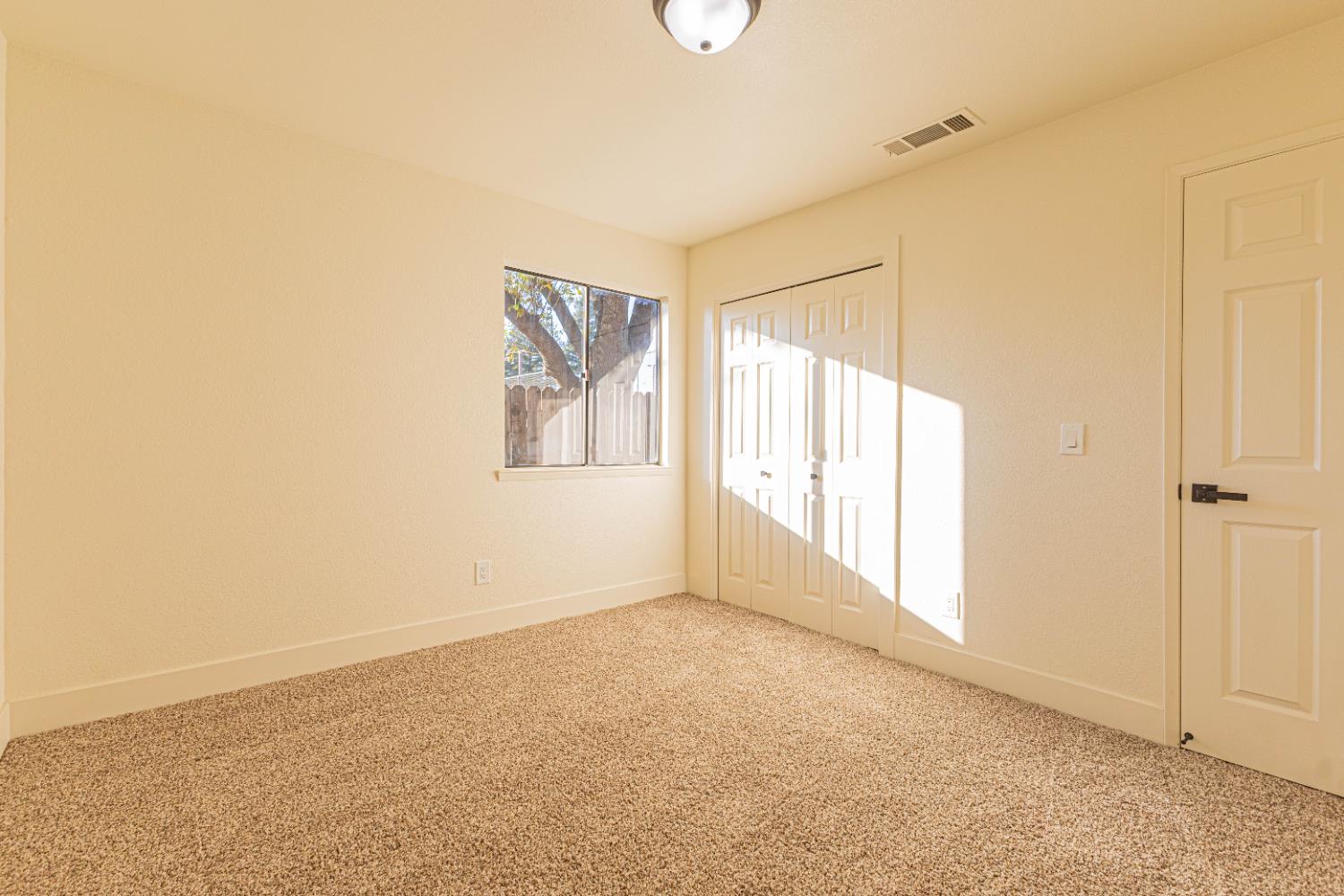 5965 East Shields Avenue, Unit 111 Fresno, CA 93727 - Photo 14 of 22